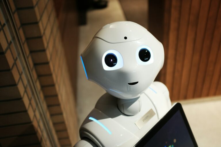 Robotique et enfants : comment initier dès le primaire ©alex-knight